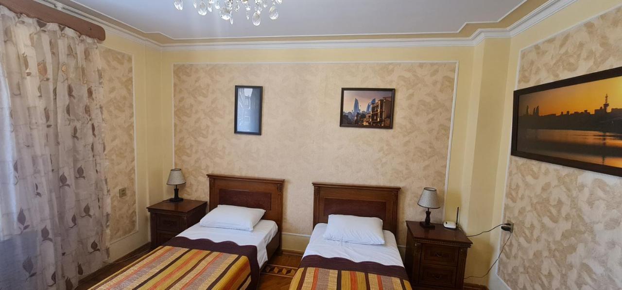 Gold Wall Apartment Bakoe Buitenkant foto